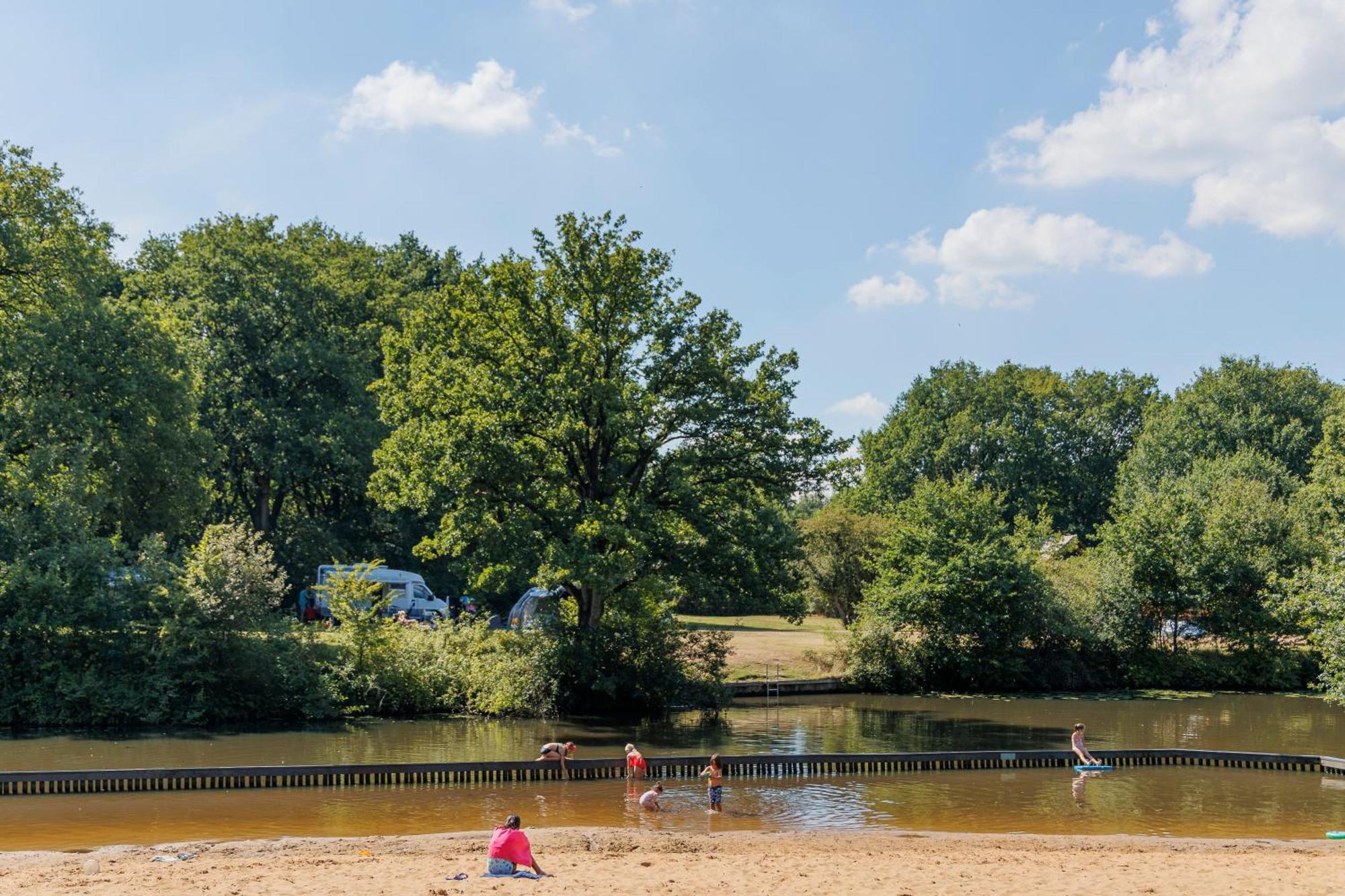 Chalets De Roos Beerze Bagian luar foto